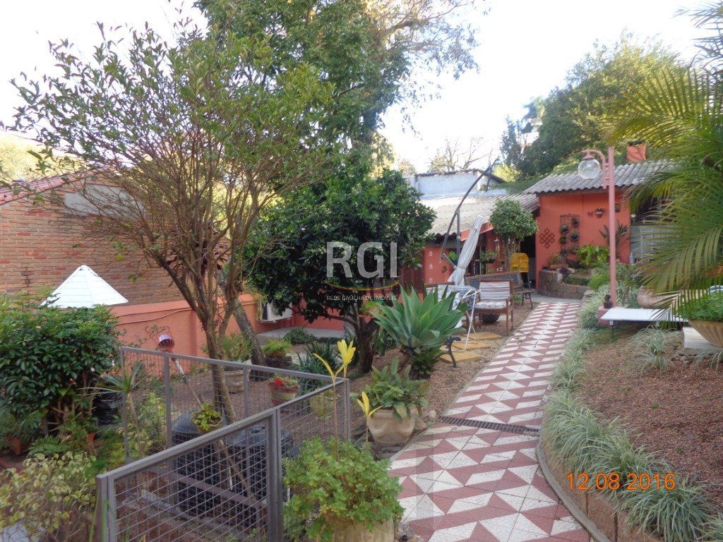 Casa para Venda - 240m², 6 dormitórios, 4 vagas - Teresópolis — foto 24