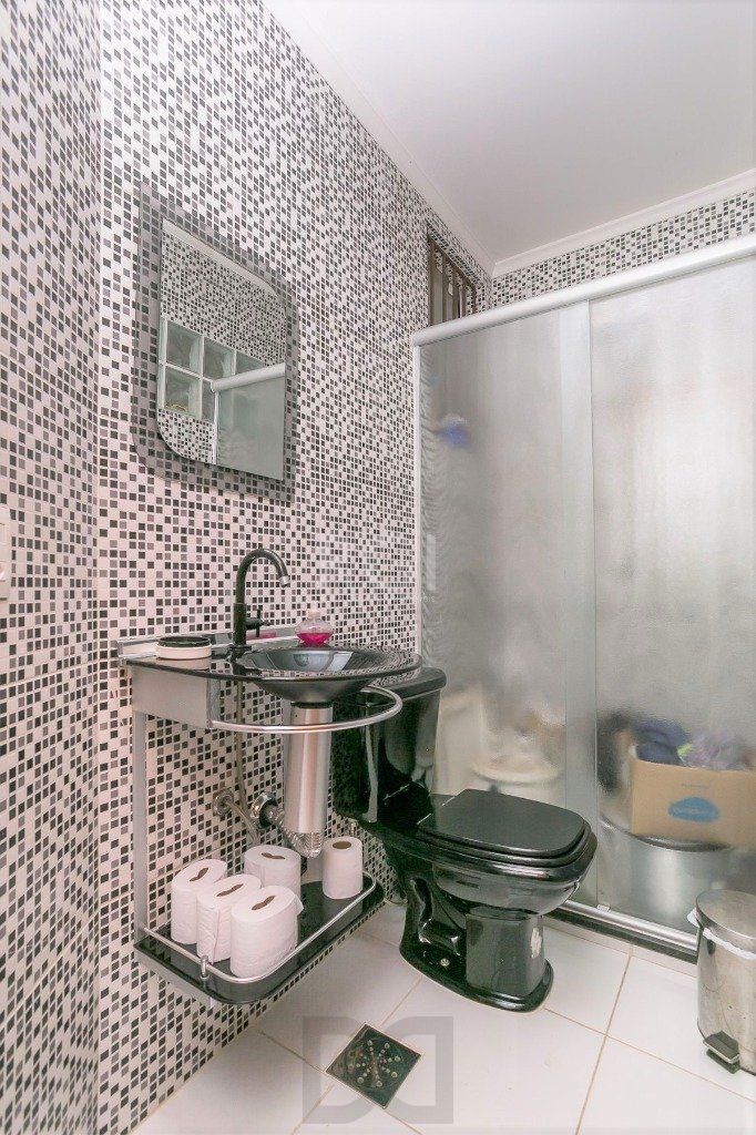Casa para Venda - 279m², 3 dormitórios, sendo 1 suites, 4 vagas - Teresópolis — foto 33