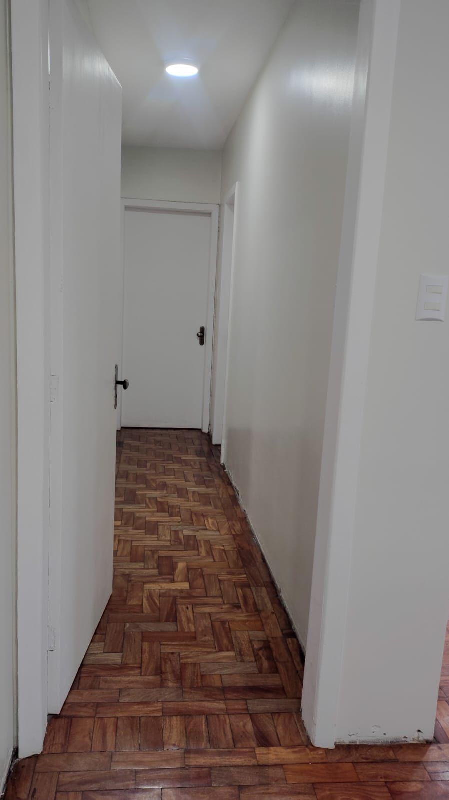 Apartamento de 3 dormitórios com vaga de garagem coberta e escriturada no bairro Partenon. — foto 10