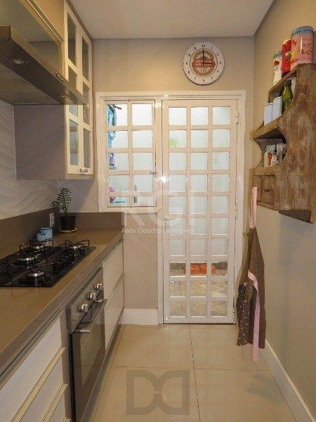 EXCELENTE CASA COM 3 DORMITÓRIOS, 1 SUÍTE E VAGA DE GARAGEM PARA 3 CARROS. — foto 5