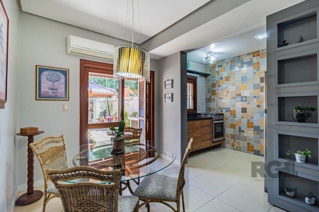 Casa de 3 dormitórios no bairro Cavalhada — foto 4