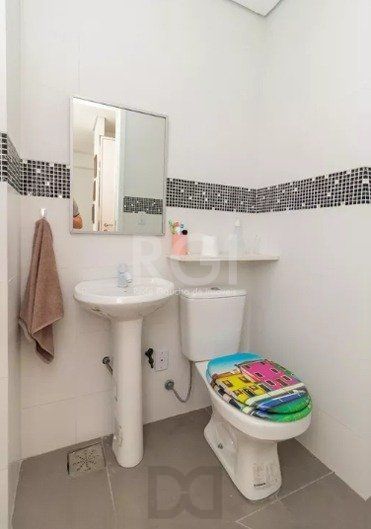 Casa para Venda - 377m², 4 dormitórios, sendo 2 suítes, 3 vagas - Teresópolis — foto 16