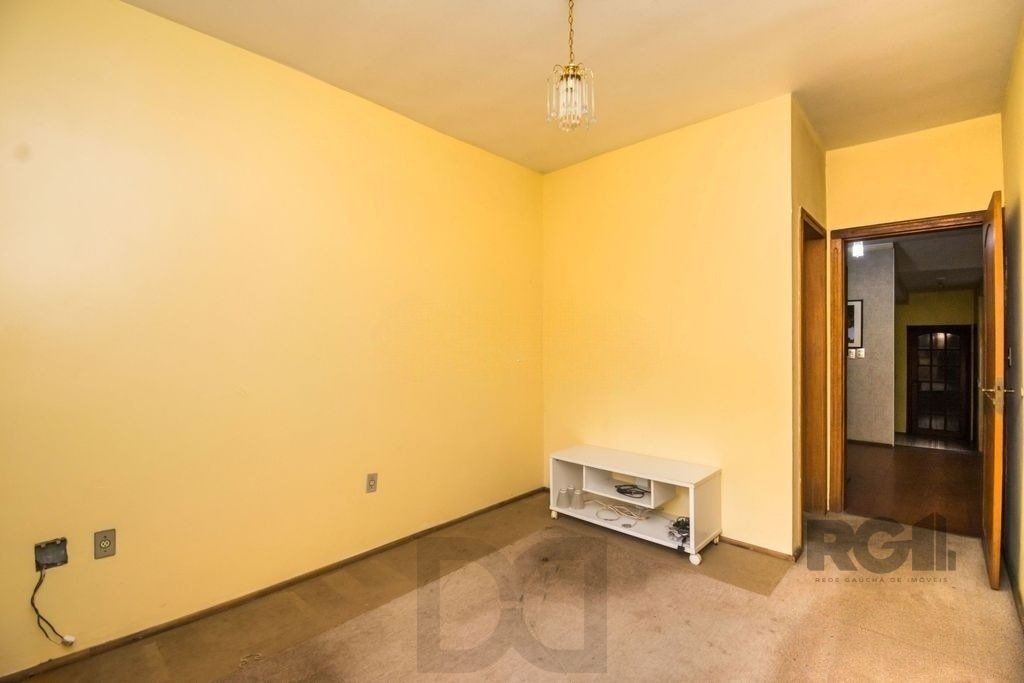 Excelente casa de 354m² com 5 dormitórios e 8 vagas. — foto 11