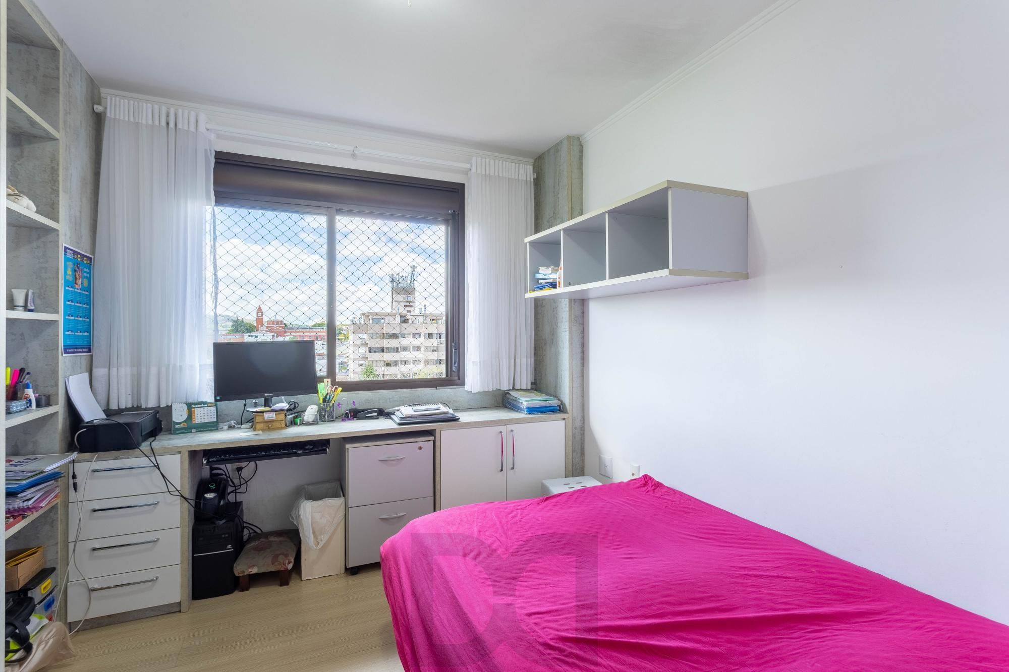 Apartamento à Venda com 2 Dormitórios (1 Suíte) e 2 Vagas Cobertas - Vila Ipiranga, Porto Alegre/RS — foto 15