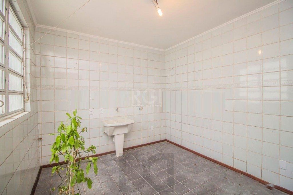 Casa para Venda - 440m², 3 dormitórios, sendo 2 suites, 2 vagas - Cidade Baixa — foto 18