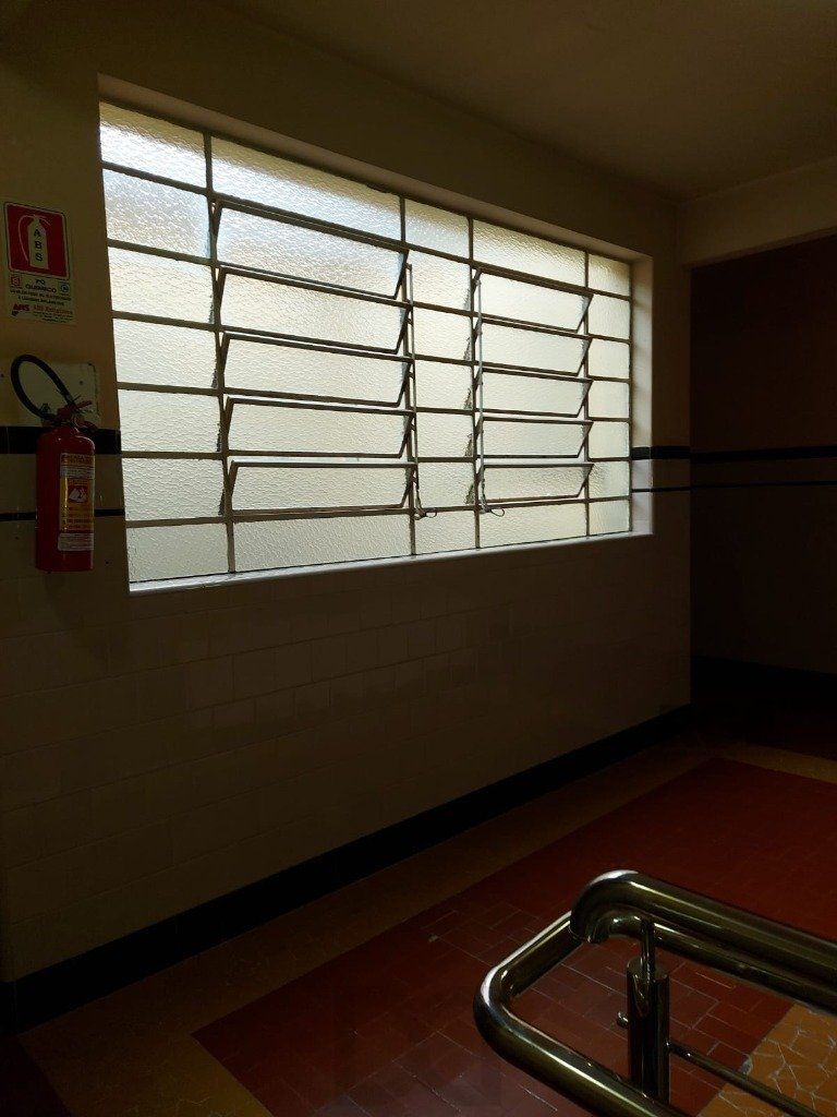 Apartamento 2 dormitórios, próximo da UFRGS, PUC, Ernesto Dorneles e trasporte público. — foto 21