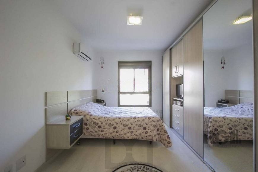 Apartamento para Venda - 78.39m², 2 dormitórios, sendo 1 suites, 1 vaga - Petrópolis — foto 8