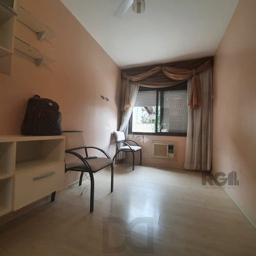 Excelente apartamento de 53m² com 1 dormitório no bairro Menino Deus. — foto 3