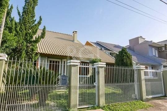 Excelente casa de 155m² e 3 dormitórios. — foto 1