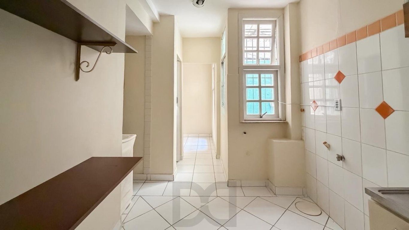Apartamento com 2 quartos e 77m² à venda em Bom Fim, Porto Alegre. Rua Tomaz Flores, Bom Fim, Porto Alegre — foto 8