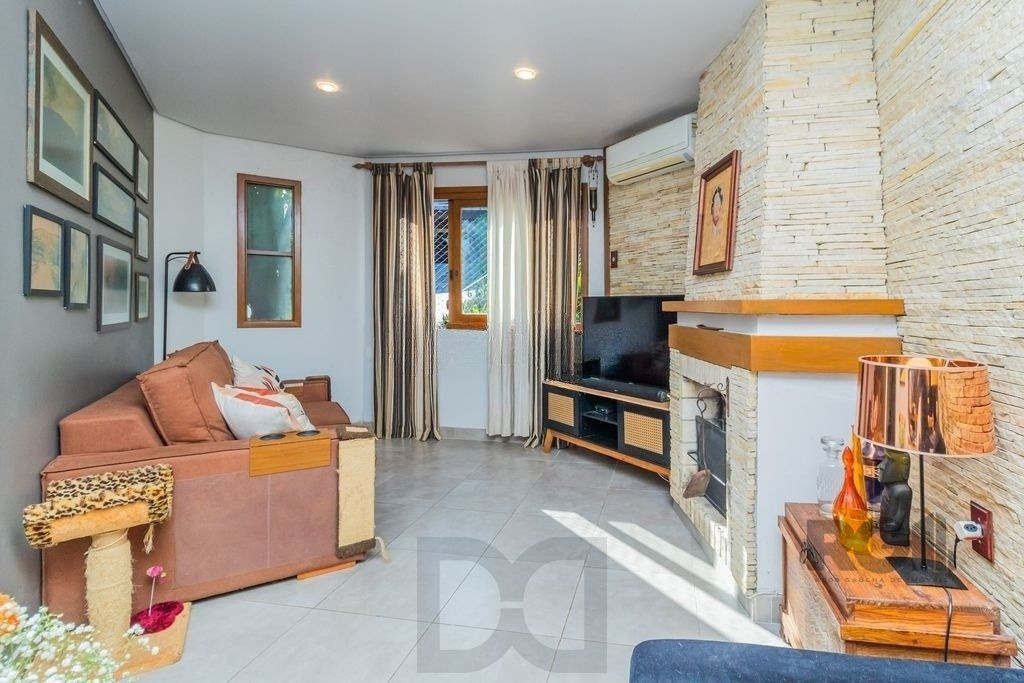 Casa em Condomínio 199m² - 3 dormitórios, 2 vagas no bairro Nonoai — foto 2