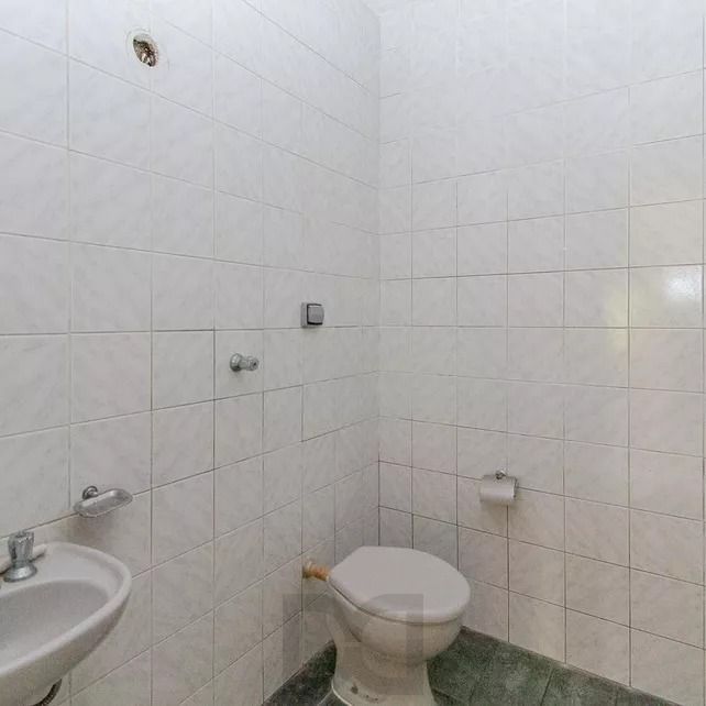Casa à Venda na Rua da Gruta – 241,99m² – Próxima ao Hospital Divina Providência — foto 32