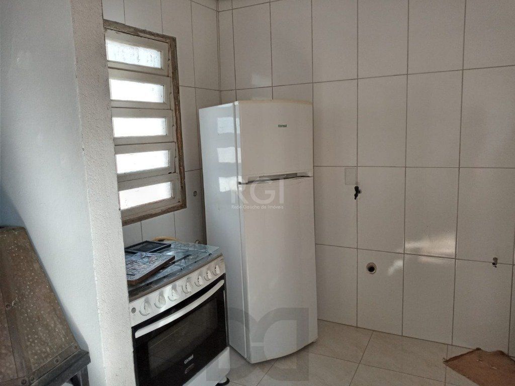 Casa para Venda - 384m², 3 dormitórios, sendo 1 suites, 3 vagas - Teresópolis — foto 6