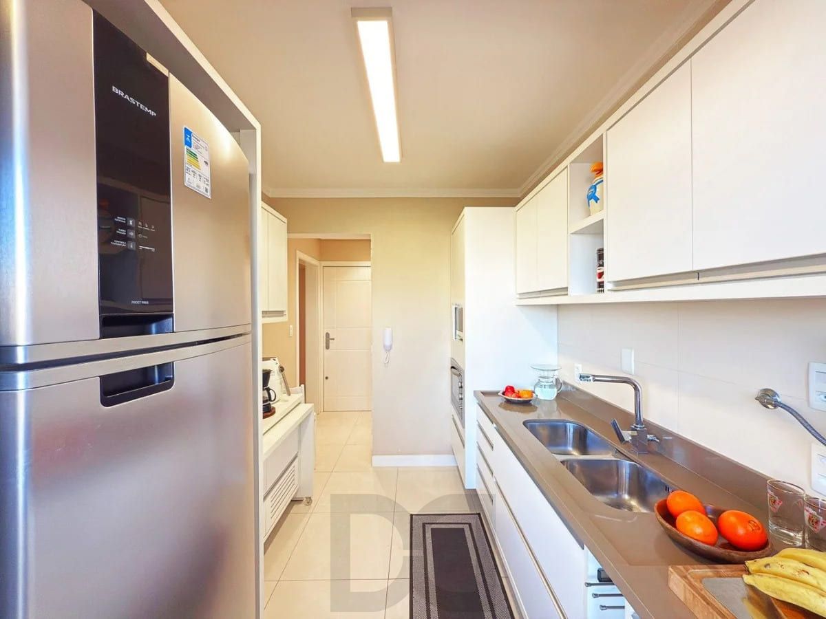 Apartamento de 3 dormitórios à venda em Bairro Auxiliadora, Porto Alegre. — foto 8