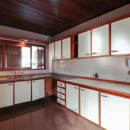 Casa à venda com 4 dormitorios no Bairro Nonoai - Porto Alegre — foto 4