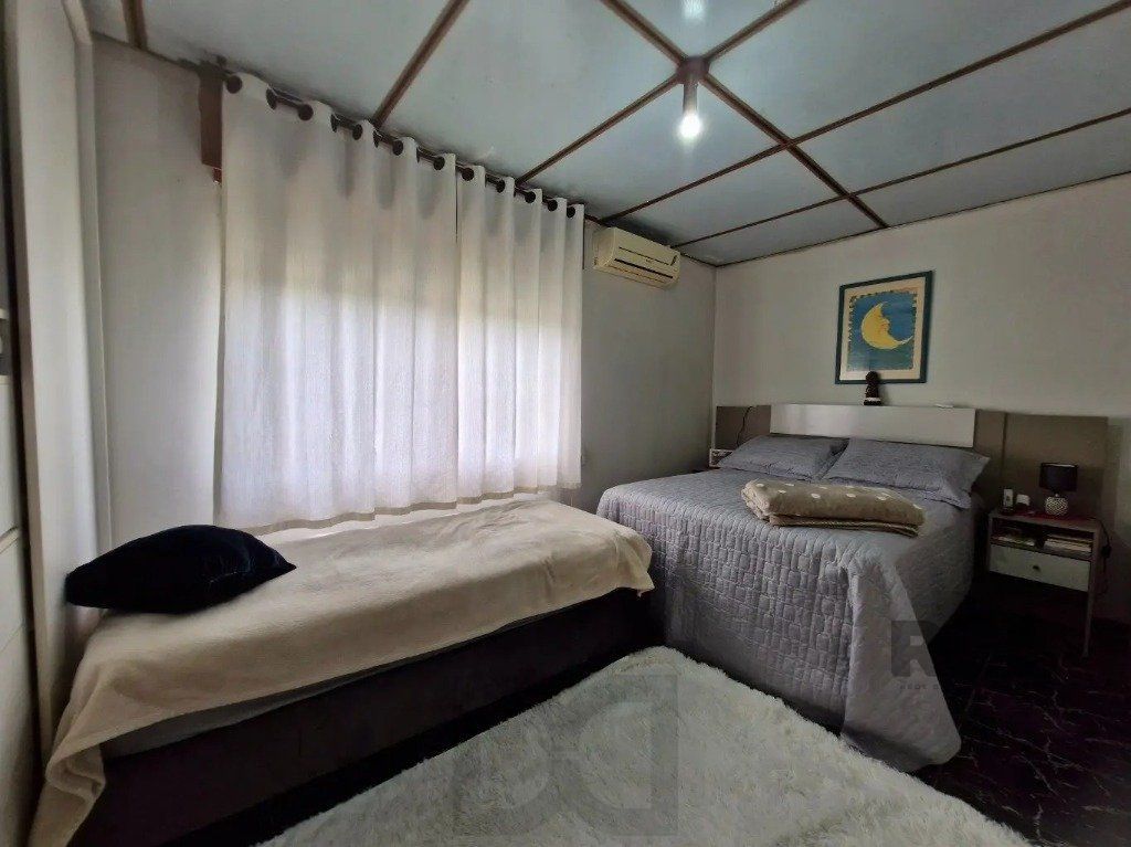 Casa com 4 dormitórios no bairro Jardim Leopoldina — foto 11
