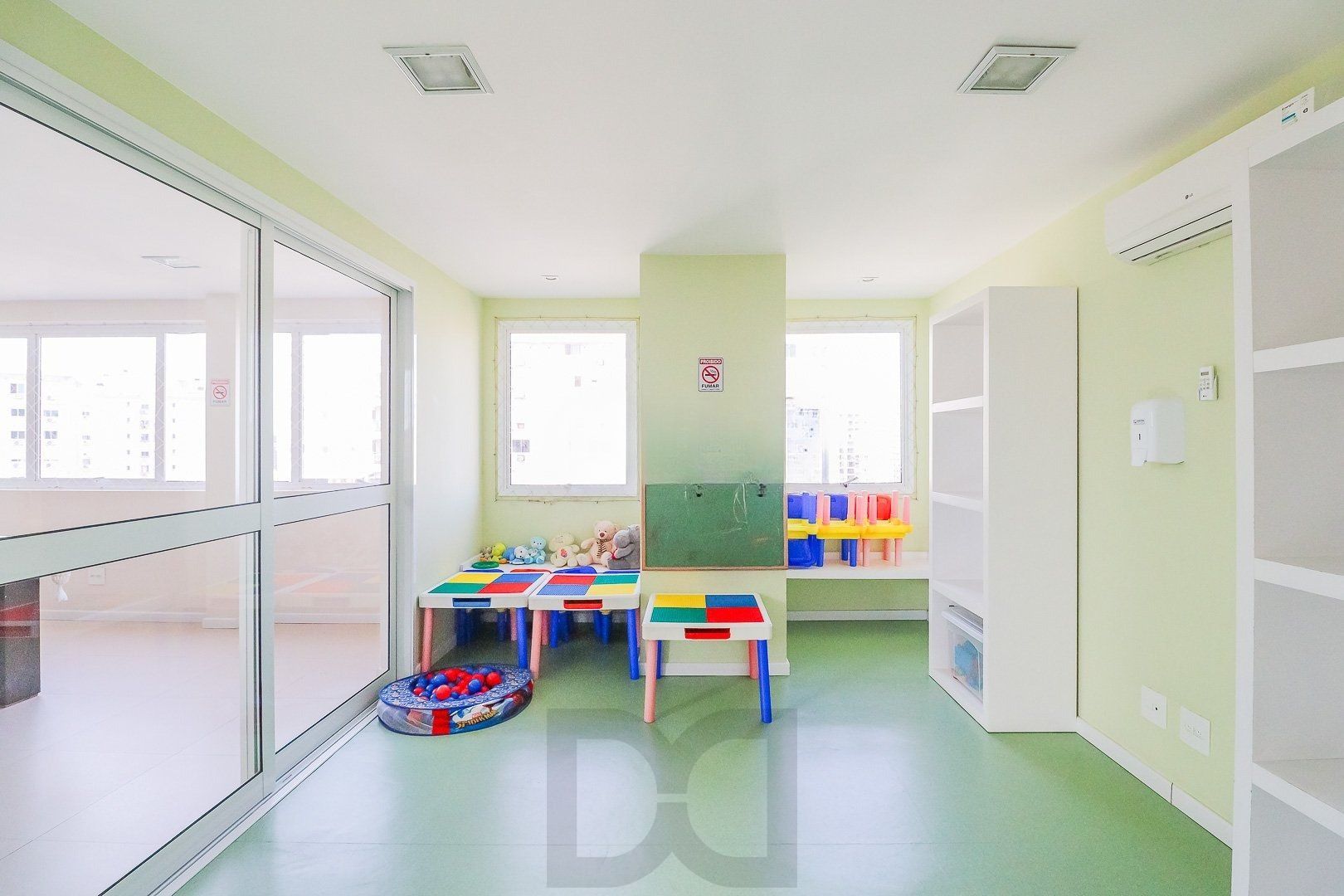 Apartamento com 3 quartos e 79m² à venda em Passo da Areia - Rua Bezerra De Menezes, Passo Da Areia, Porto Alegre — foto 34