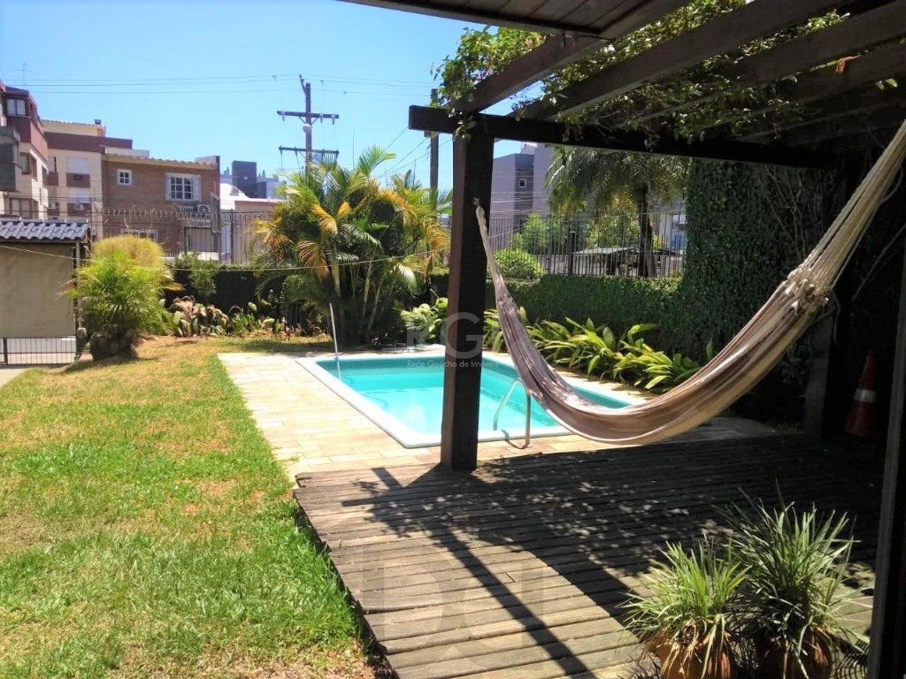 Casa para Venda - 219m², 3 dormitórios, sendo 1 suites, 4 vagas - Menino Deus — foto 22