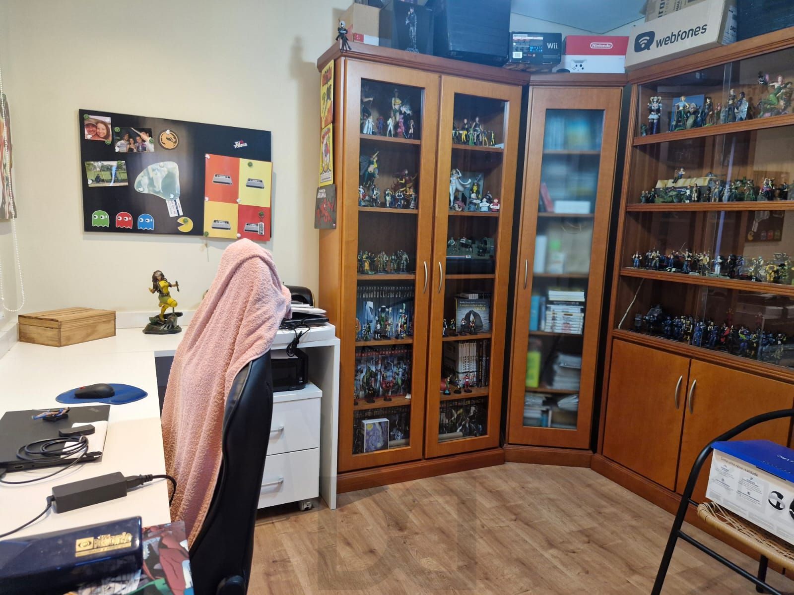 Casa em condomínio no Bairro Medianeira, com 3 dormitórios, sendo 1 suíte, e 1 vaga de garagem. — foto 13