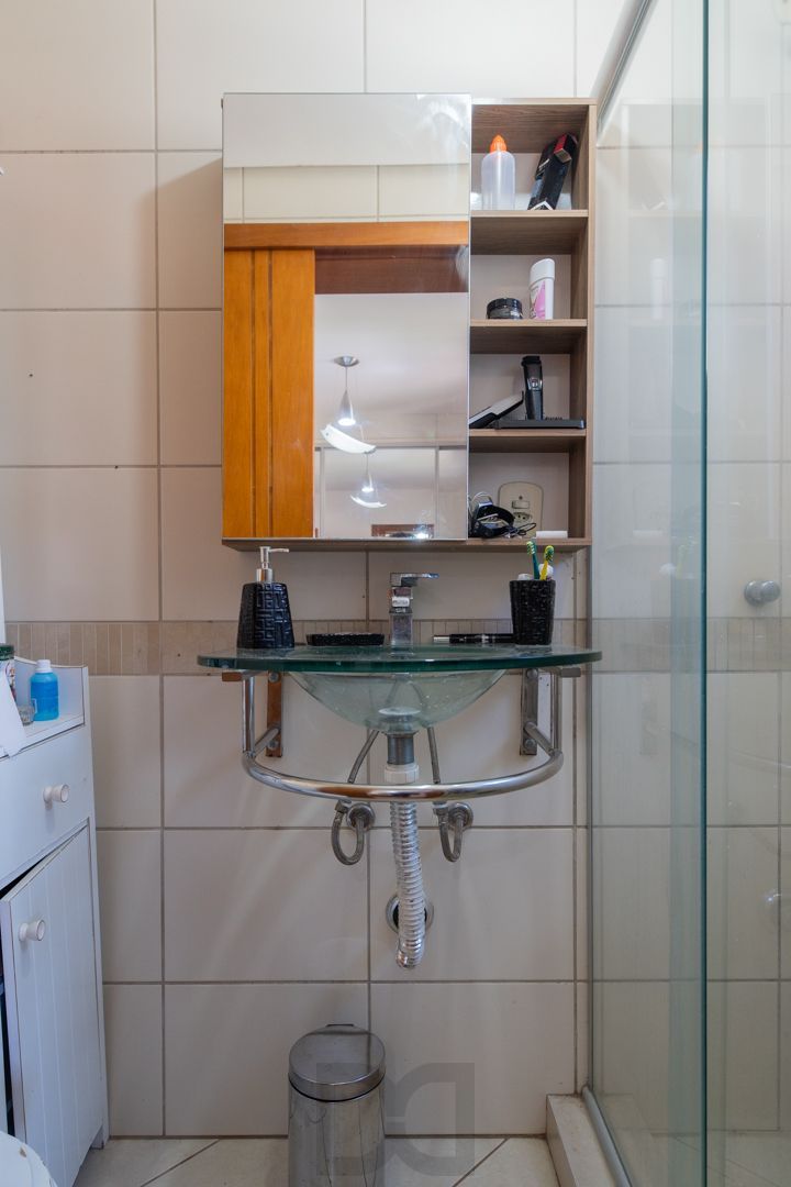Casa em condomínio de 105m² - 2 dormitórios e 1 vaga no bairro Guarujá — foto 18