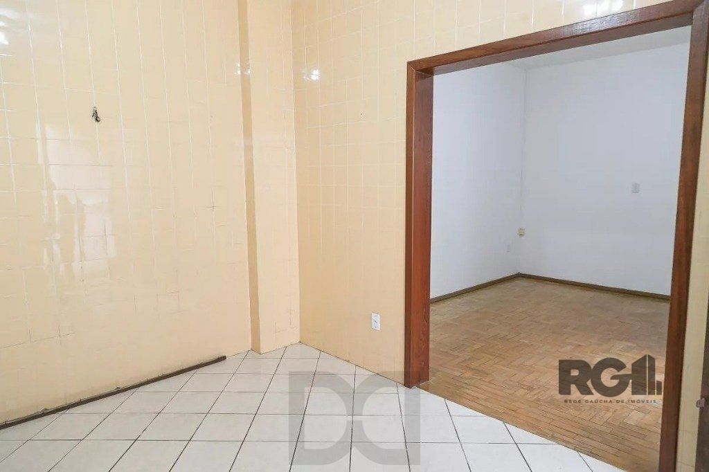 Casa para Venda - 150m², 3 dormitórios, 2 vagas - Teresópolis — foto 7