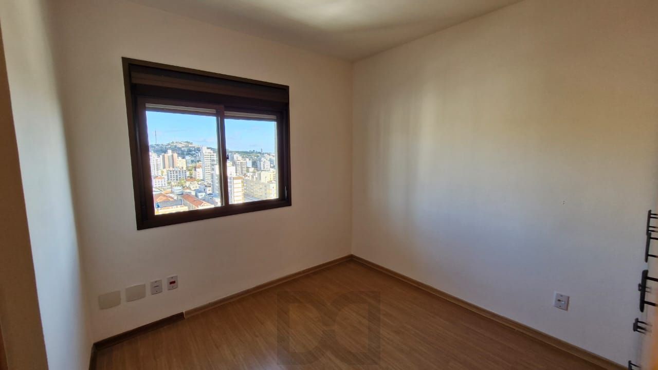 Apartamento no Menino Deus impecável, 2 dormitórios 1 suíte, 3 banheiros, 1 garagem — foto 13