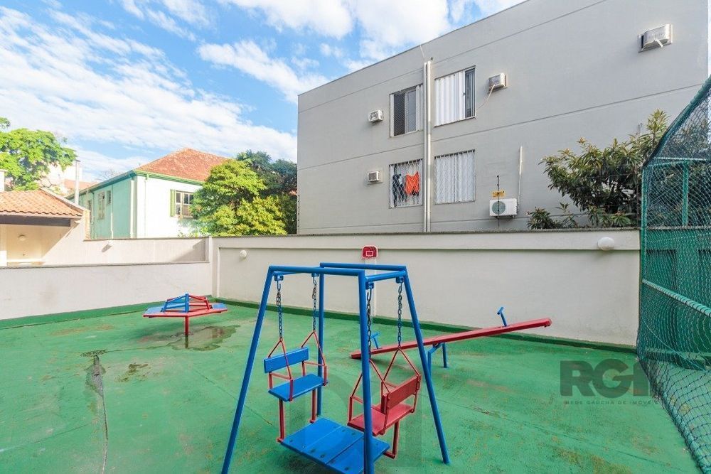 Apartamento 2 dormitórios, churrasqueira e 1 vaga no bairro Teresópolis em Porto Alegre — foto 21