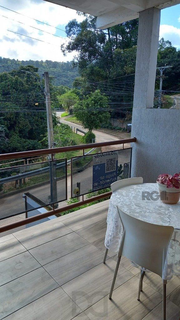 Casa com 4 dormitórios no bairro Vila Nova — foto 7