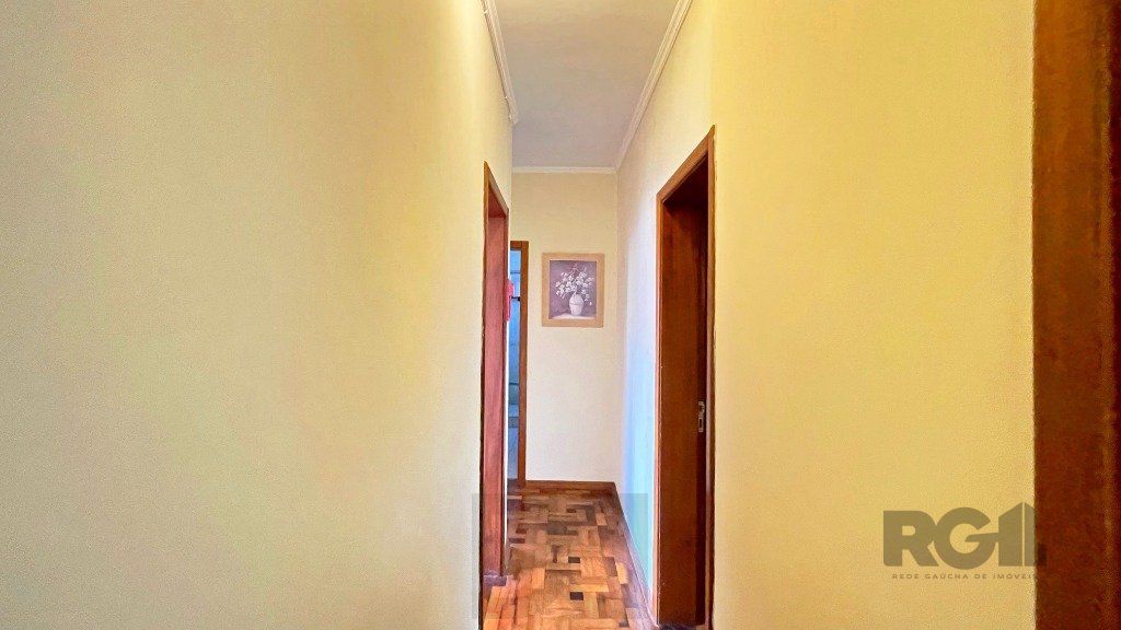 Casa 4 Dormitórios, Piscina, Bairro Gloria — foto 15