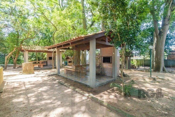 Apartamento com 2 dormitórios reversível para 3, e condomínio com portaria 24h, salão de festas, quadra e playground. Próximo à Orla e BarraShopping. — foto 20