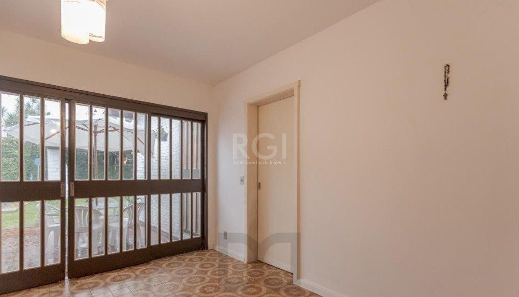 Casa para Venda - 327m², 4 dormitórios, sendo 1 suites, 3 vagas - Chácara das Pedras — foto 20