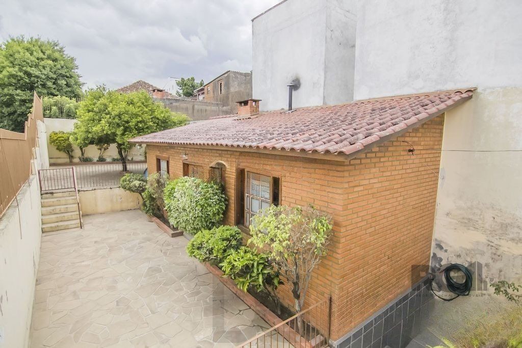 Casa de 2 dormitórios, no bairro Partenon — foto 30