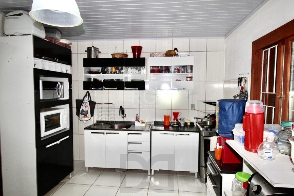 Casa para Venda - 90m², 5 dormitórios, sendo 1 suites, 5 vagas - Teresópolis — foto 6