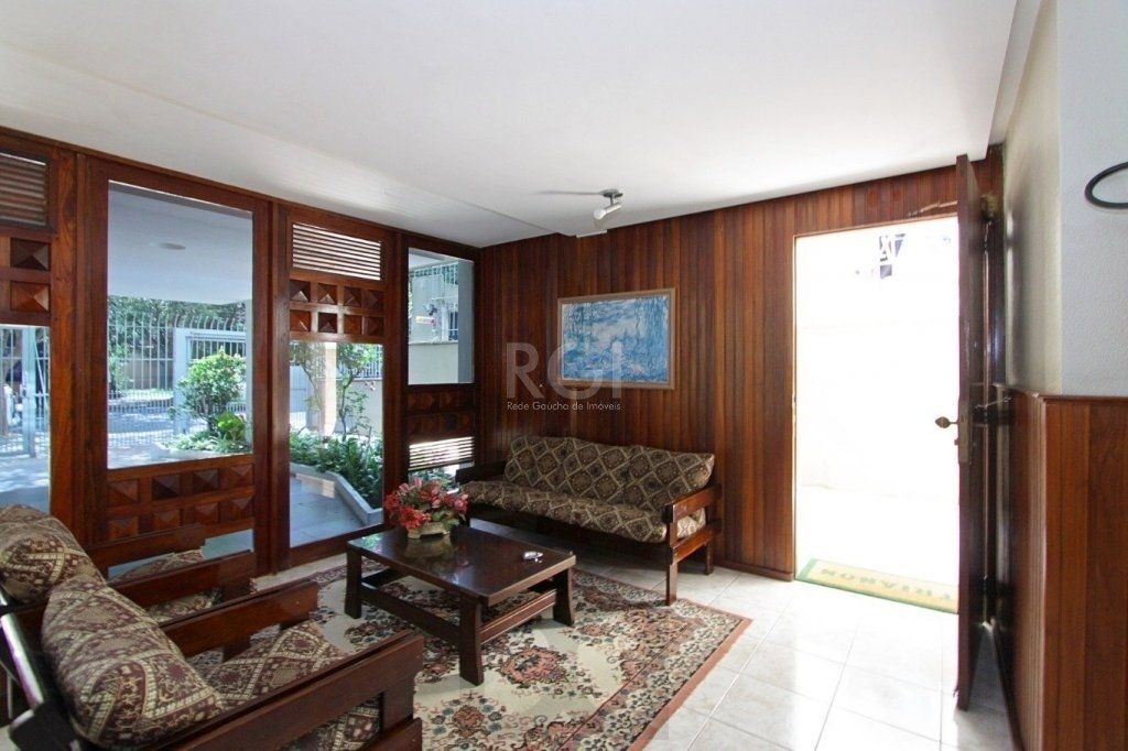Apartamento 123m² - 3 dormitórios, 1 suíte e 1 vaga de garagem no bairro Petrópolis — foto 15