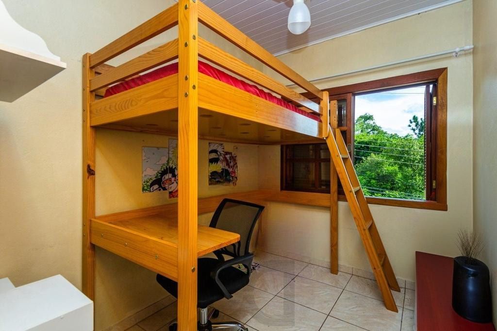 Casa de 3 dormitórios no Bairro Lomba do Pinheiro - Porto Alegre — foto 20