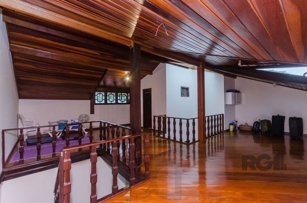 Excelente casa de 379m² com 3 dormitórios, piscina e 4 vagas. — foto 14