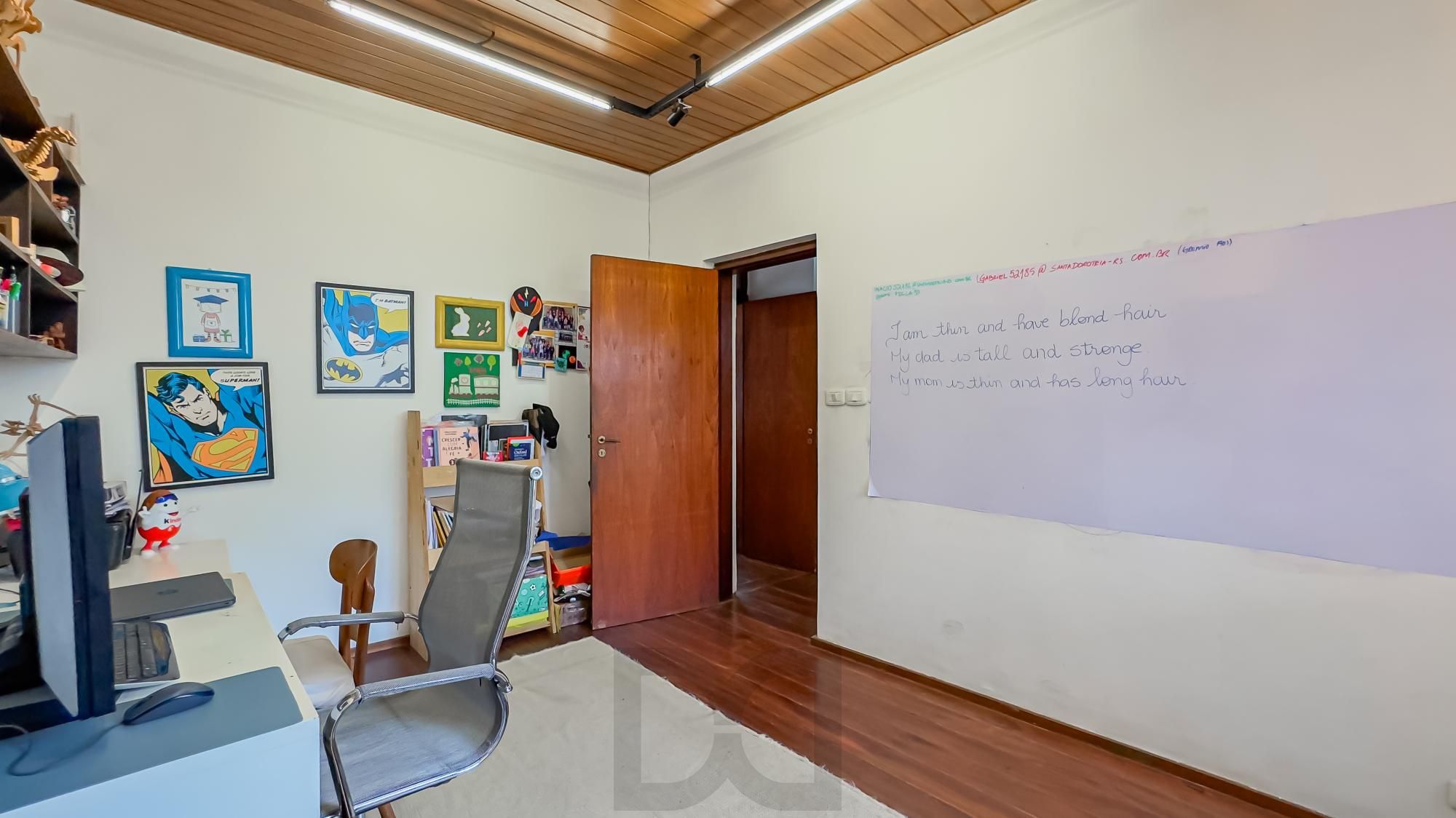 Casa com 3 quartos e 313m² à venda em Chácara das Pedras, Porto Alegre. Rua Joao Paetzel, Chácara Das Pedras, Porto Alegre — foto 39