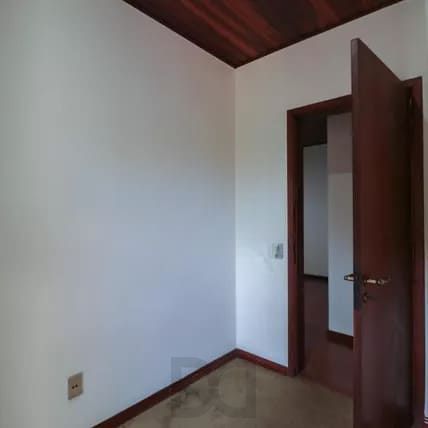 Casa à venda com 4 dormitorios no Bairro Nonoai - Porto Alegre — foto 12