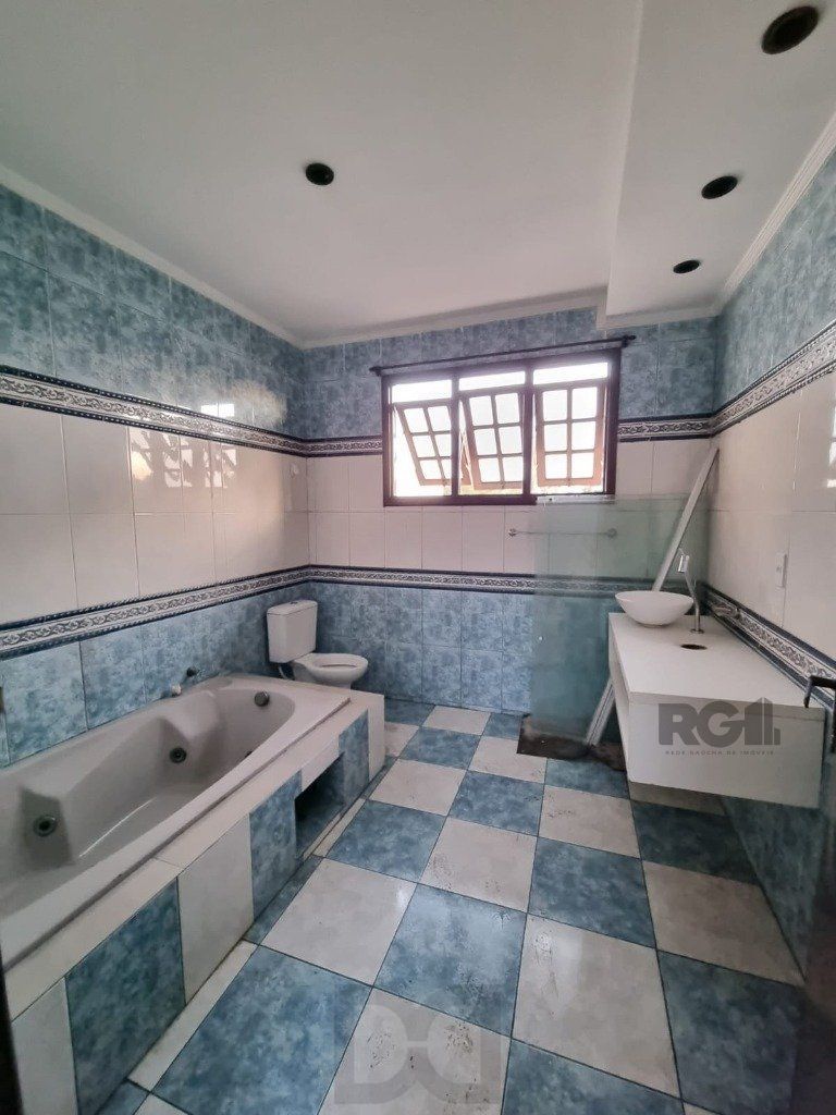 Casa com 3 dormitórios no bairro Sarandi — foto 10