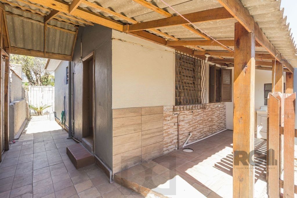 Casa de 5 dormitórios no bairro Sarandi — foto 18