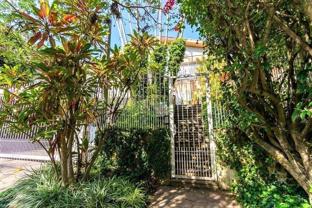 Casa de 424m² no Bairro Chácara Das Pedras — foto 42