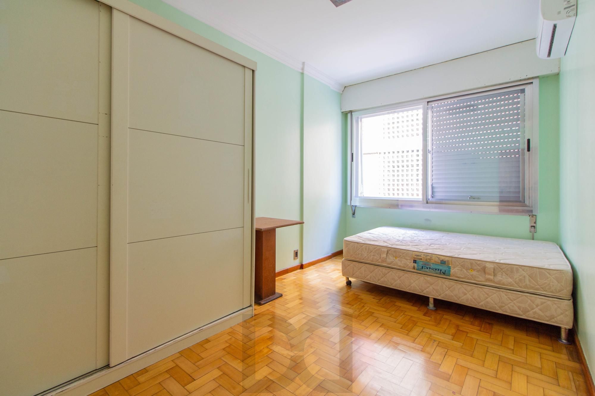 Apartamento de 2 dormitórios no bairro Centro Histórico - Porto Alegre — foto 10