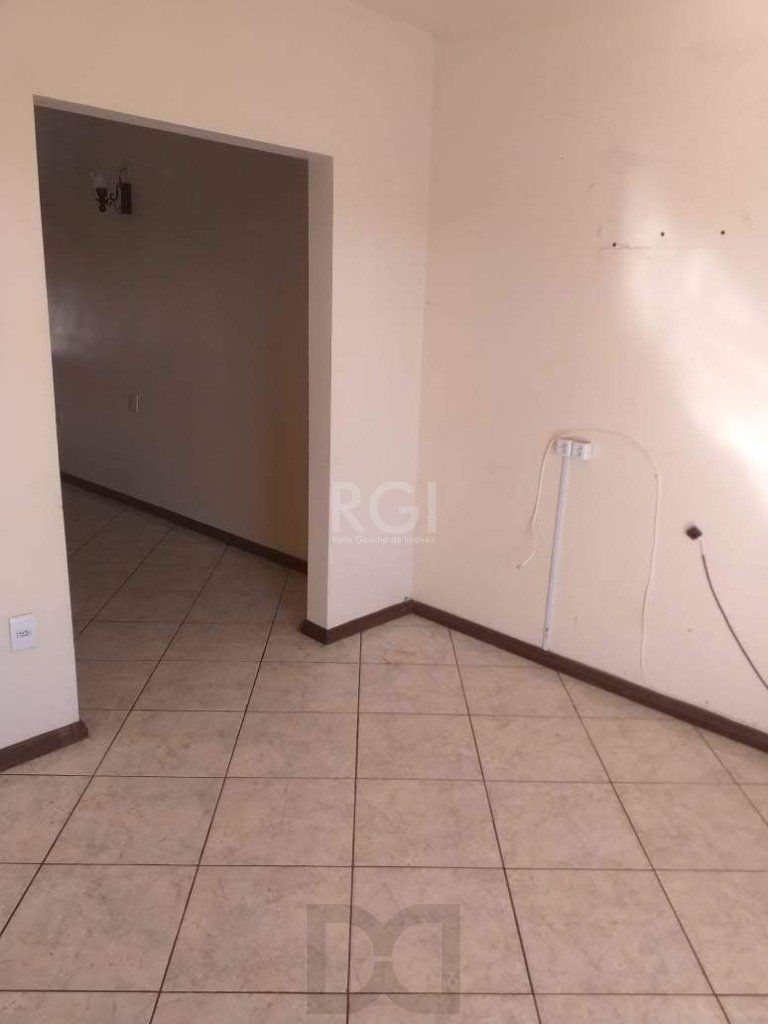 Casa para Venda - 200m², 6 dormitórios, 4 vagas - Tristeza — foto 12