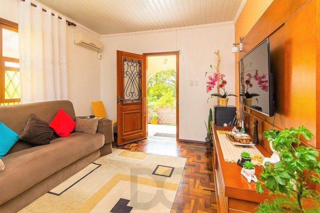Casa para Venda - 148m², 2 dormitórios, 1 vaga - Partenon — foto 8