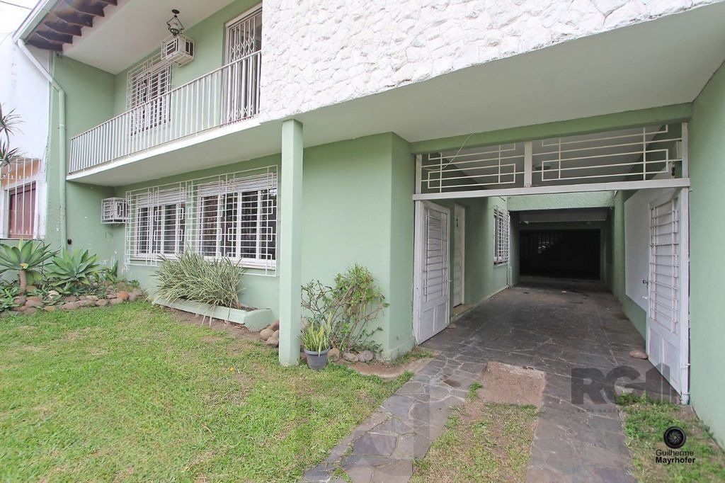 Casa com 5 suítes, 7 banheiros, 4 vagas no bairro Partenon — foto 61