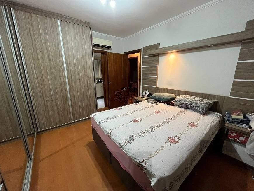 Casa de 200m², bairro Rubem Berta — foto 7