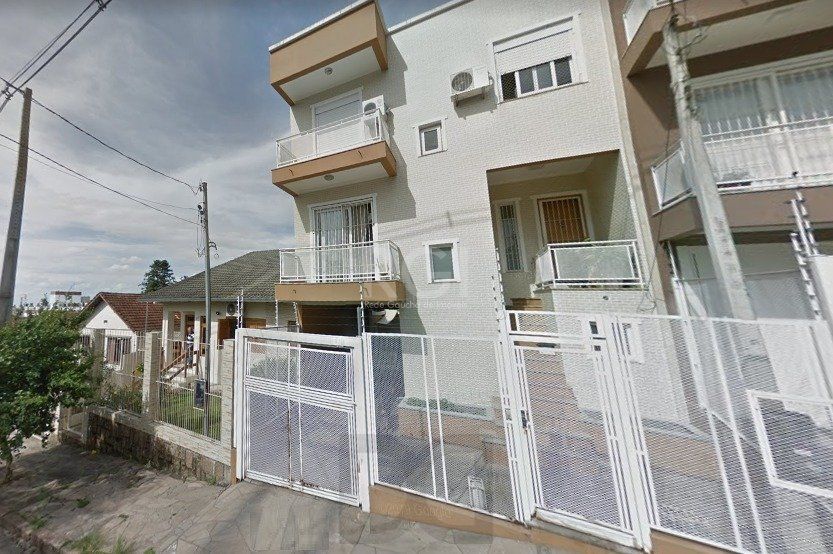 Casa com 03 dormitórios, 01 suíte, pátio com churrasqueira e 03 vagas de garagem no bairro Tristeza — foto 22