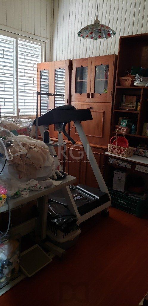 Casa para Venda - 200m², 8 dormitórios, 5 vagas - Teresópolis — foto 23