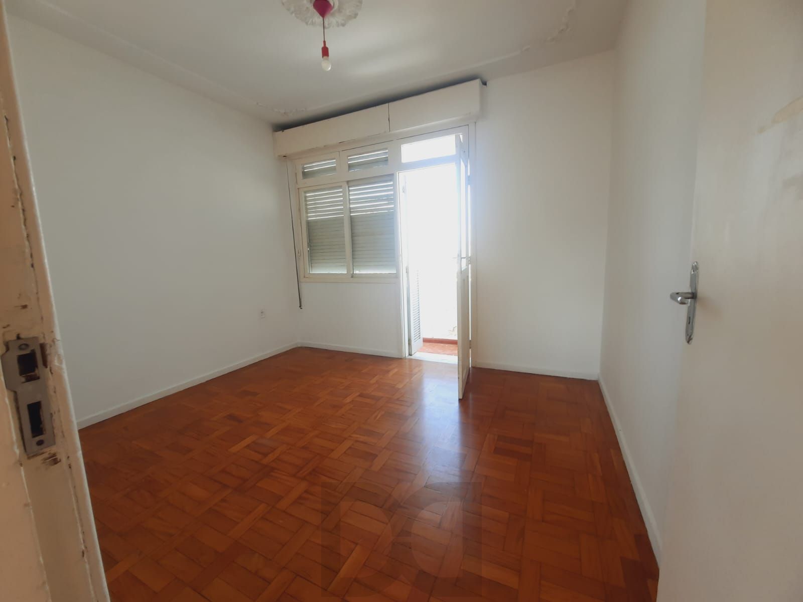 Apartamento 3 dormitórios no bairro Cidade Baixa/ Porto Alegre. — foto 5