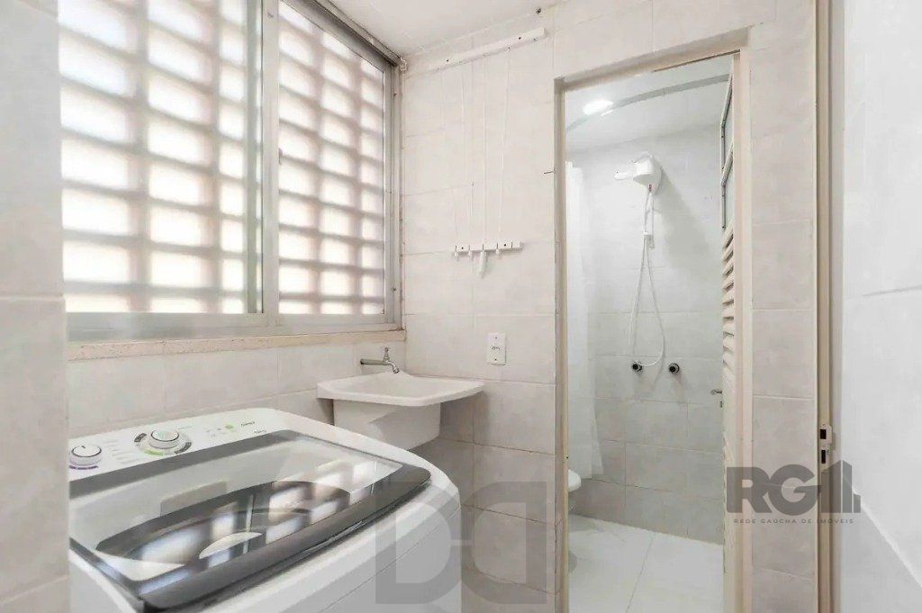 Apartamento de 2 dormitórios, no bairro menino deus — foto 20